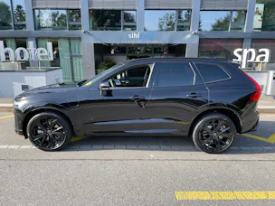 VOLVO XC60 T6 eAWD PluginHybrid Ultra Dark Geartronic