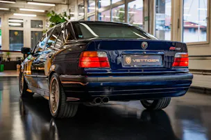 BMW Alpina BMW-ALPINA B3 3.0