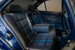 BMW Alpina BMW-ALPINA B3 3.0