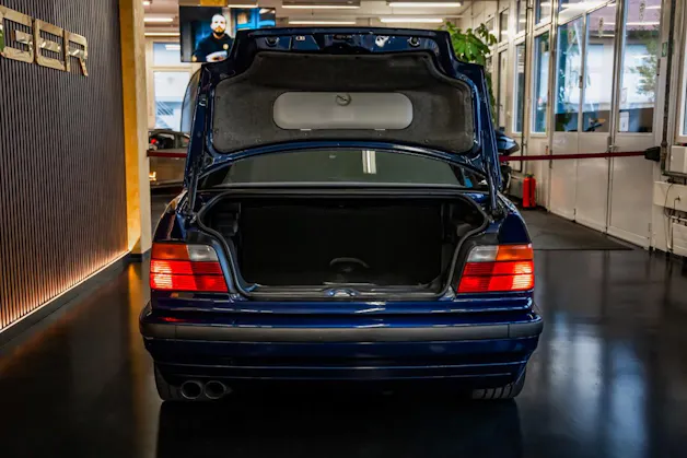 BMW Alpina BMW-ALPINA B3 3.0