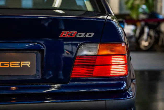 BMW Alpina BMW-ALPINA B3 3.0