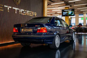 BMW Alpina BMW-ALPINA B3 3.0