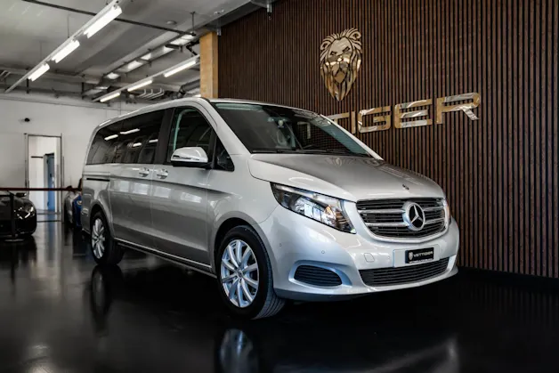 MERCEDES-BENZ V 220 d lang 7G-Tronic