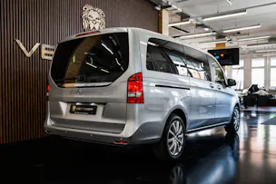 MERCEDES-BENZ V 220 d lang 7G-Tronic