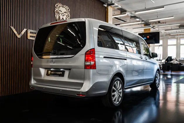 MERCEDES-BENZ V 220 d lang 7G-Tronic