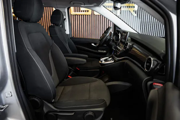 MERCEDES-BENZ V 220 d lang 7G-Tronic