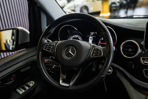 MERCEDES-BENZ V 220 d lang 7G-Tronic