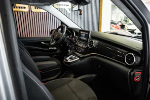 MERCEDES-BENZ V 220 d lang 7G-Tronic