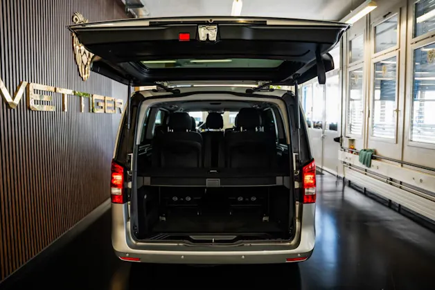 MERCEDES-BENZ V 220 d lang 7G-Tronic