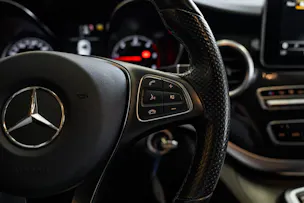 MERCEDES-BENZ V 220 d lang 7G-Tronic