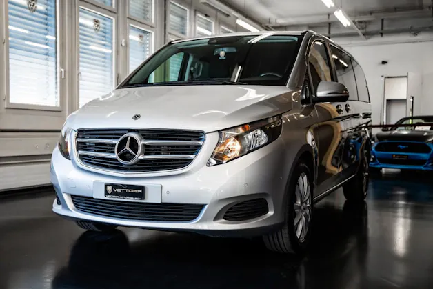 MERCEDES-BENZ V 220 d lang 7G-Tronic