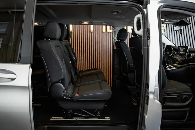 MERCEDES-BENZ V 220 d lang 7G-Tronic