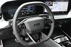 AUDI Q3 Sportback S Line Plus Black TFSI S tronic 150PS + AHK 1800kg