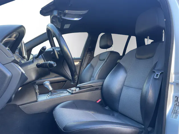 MERCEDES-BENZ C 250 CDI BlueEff. Avantgarde 4Matic | AMG Sport-Paket | 7G-Tronic | PDC | EASY-PACK