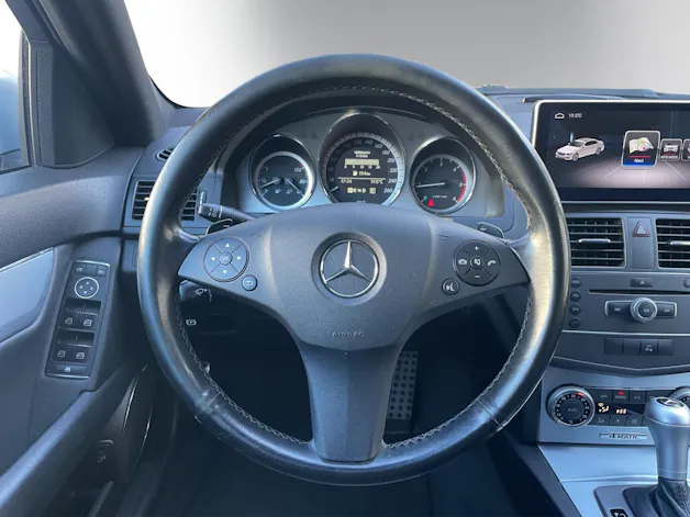 MERCEDES-BENZ C 250 CDI BlueEff. Avantgarde 4Matic | AMG Sport-Paket | 7G-Tronic | PDC | EASY-PACK