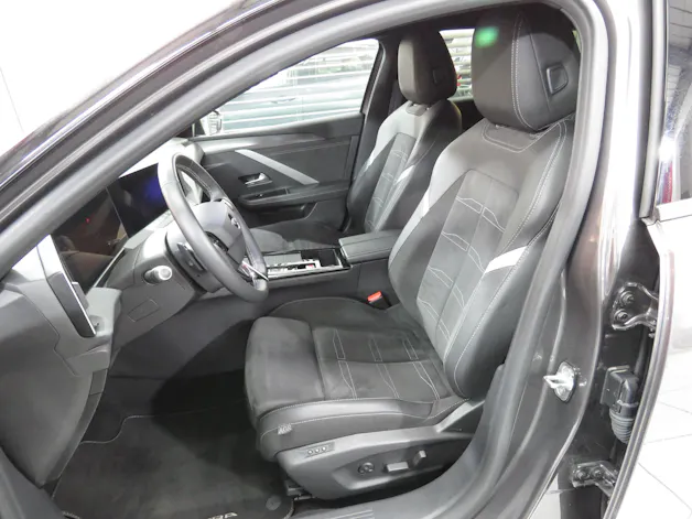 OPEL Astra 1.6 PHEV Turbo Swiss Plus Automat