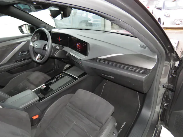OPEL Astra 1.6 PHEV Turbo Swiss Plus Automat