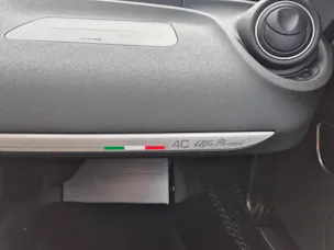 ALFA ROMEO 4C 1750 TBi TCT