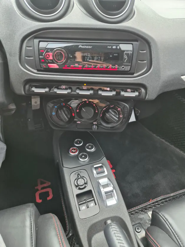 ALFA ROMEO 4C 1750 TBi TCT