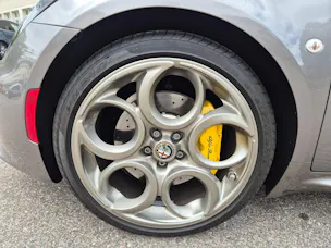 ALFA ROMEO 4C 1750 TBi TCT
