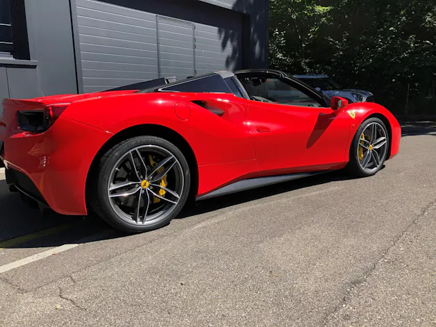 FERRARI 488 Spider 3.9 V8