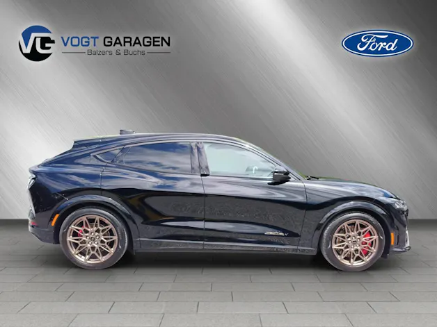 FORD Mustang Mach-E GT AWD