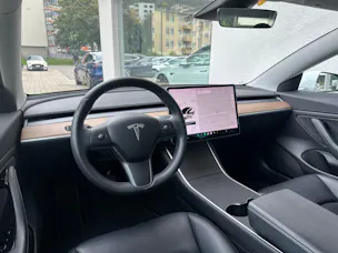 Tesla Model 3 Long Range Dual Motor AWD