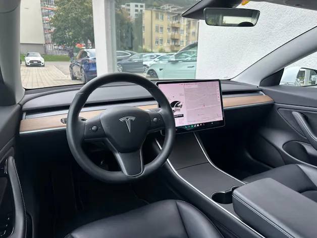 Tesla Model 3 Long Range Dual Motor AWD
