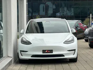 Tesla Model 3 Long Range Dual Motor AWD