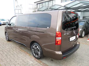 OPEL Zafira Life 2.0 CDTI Business Edition lang Automat (8-Plätzer, AHK 1.9 t)
