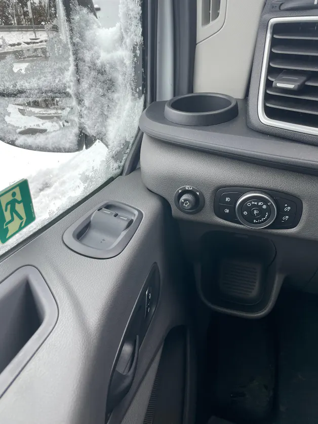 FORD Transit 460 L4 RWD A mit Standheizung und Sitzheizung 18-Sitzer