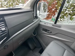 FORD Transit 460 L4 RWD A mit Standheizung und Sitzheizung 18-Sitzer