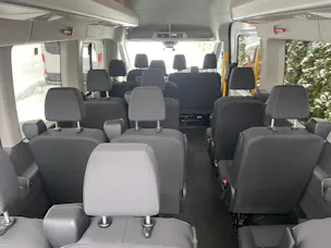 FORD Transit 460 L4 RWD A mit Standheizung und Sitzheizung 18-Sitzer