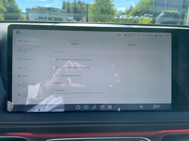 XPENG G9 93kWh Performance AWD mit AHK und Premium Paket