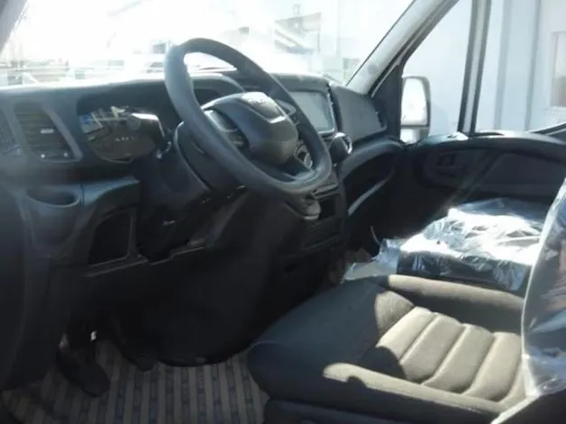 IVECO 35 S 16 3.0l Dreiseitenkipper mit AHK