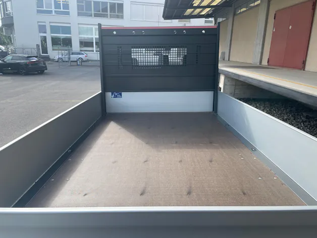 MERCEDES-BENZ Sprinter 315 CDI L2 FWD mit Pritsche und AHK
