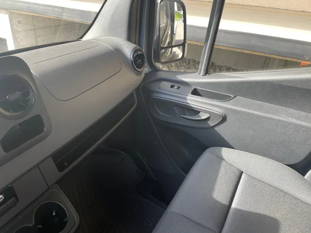 MERCEDES-BENZ Sprinter 315 CDI L2 FWD mit Pritsche und AHK