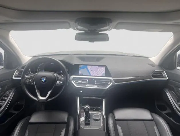 BMW 3er Reihe G20 330e SAG