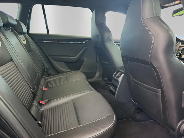 SKODA Octavia Combi 2.0 TSI RS