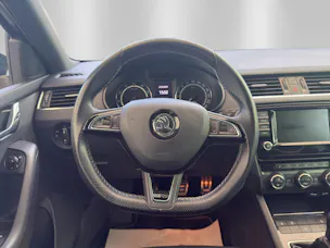 SKODA Octavia Combi 2.0 TSI RS