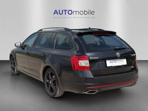 SKODA Octavia Combi 2.0 TSI RS