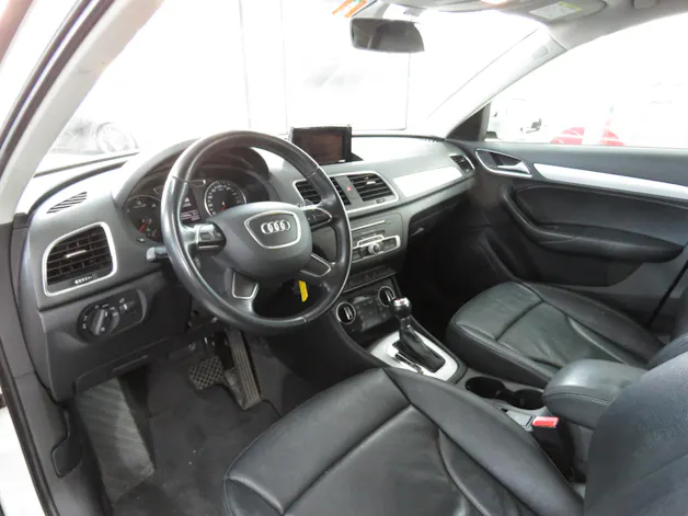 AUDI Q3 2.0 TDI Quattro S-tronic (Automat) ab Platz, Fixpreis !!!