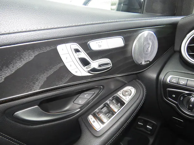 MERCEDES-BENZ GLC 63 S AMG 4-Matic+ 9G-Tronic (Automat, AHK 2'170 kg) "foliert"