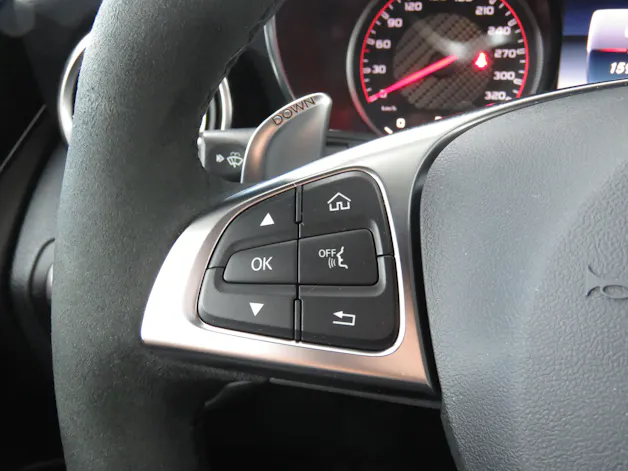 MERCEDES-BENZ GLC 63 S AMG 4-Matic+ 9G-Tronic (Automat, AHK 2'170 kg) "foliert"