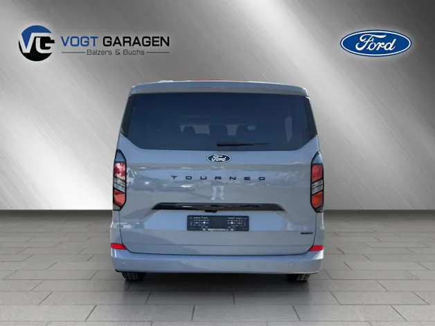 FORD Tourneo Custom Bus 320 L2 2.0 EcoBlue Titanium 4x4