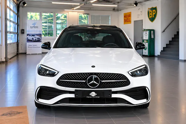 MERCEDES-BENZ C 300 d AMG Line 4 Matic