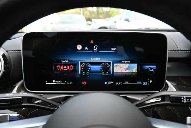 MERCEDES-BENZ C 300 d AMG Line 4 Matic