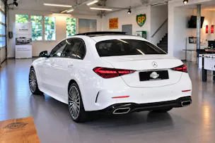 MERCEDES-BENZ C 300 d AMG Line 4 Matic