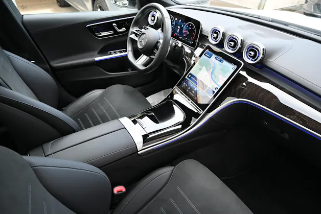 MERCEDES-BENZ C 300 d AMG Line 4 Matic