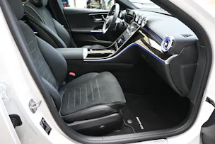 MERCEDES-BENZ C 300 d AMG Line 4 Matic